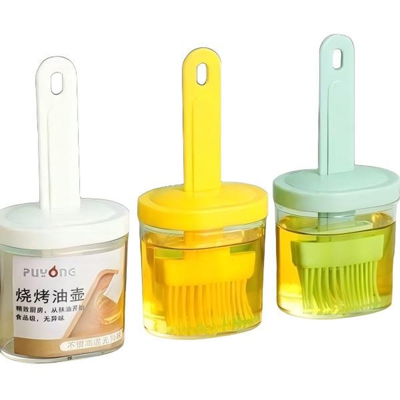 CLEAN WORLD Kitchen Grill brush Random Color Oil Brush With Storage Box,High Temperature Resistant Silicone Bottle Brush,Portable Barbecue Oil Brush