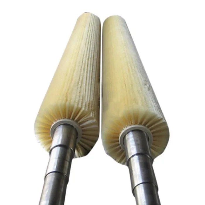 CLEAN WORLD Customized Industrial Nylon Cylindrical Cleaning Roller Brush New Wood Plastic Core Wire Brush for Food & Textile Industry