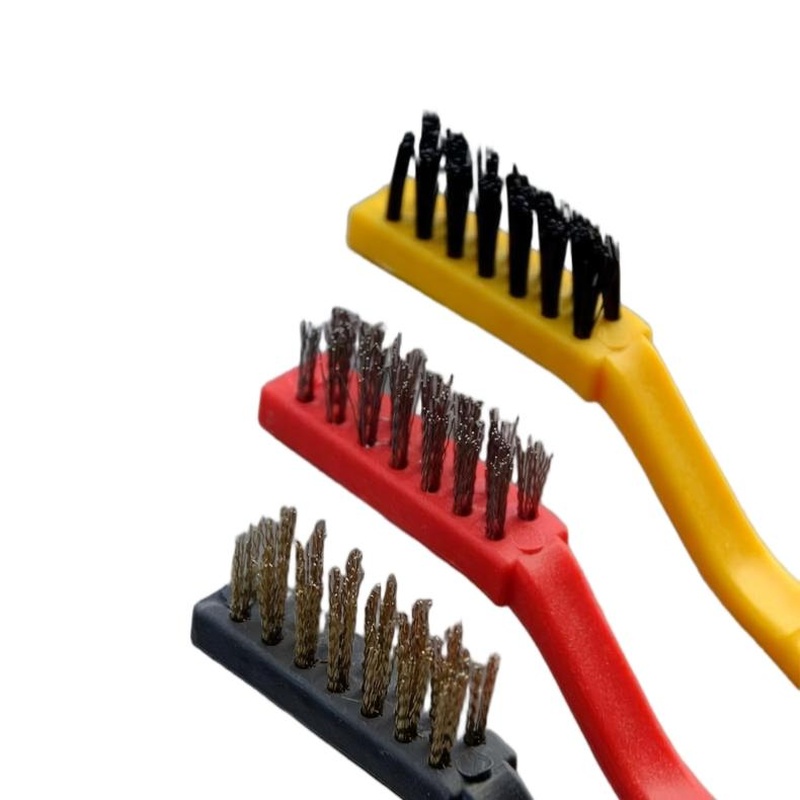 CLEAN WORLD Kitchen Gas Stove Brush Mini Wire Brush Set, Cleaning Tool Kit - Brass, Nylon, Stainless Steel Bristles 3 Pcs