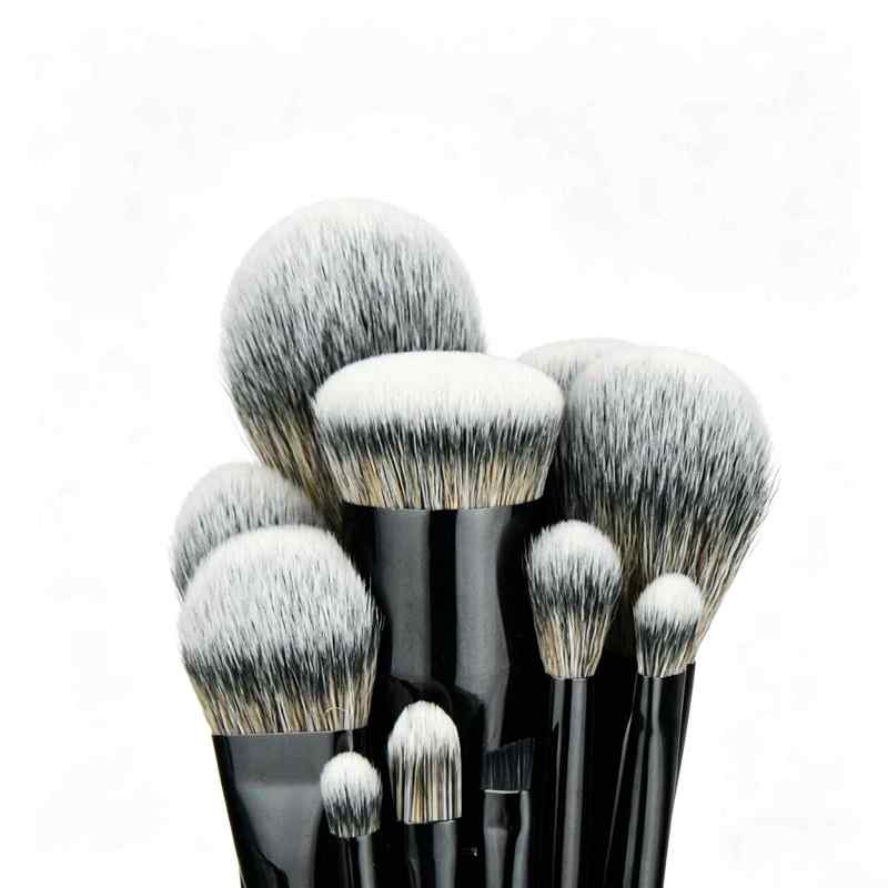 CLEAN WORLD 11Pcs Makeup Brush Set Professional Grade Labeled Large Foundation Powder Contour Concealer eyeshadow Blush EyeLiner Make up Brushes