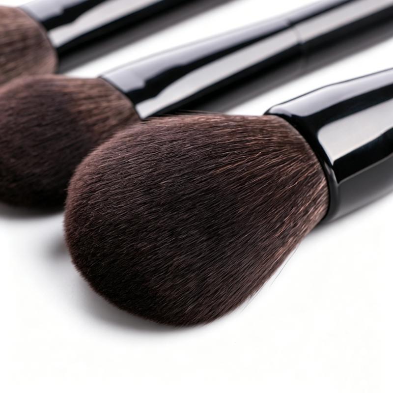 CLEAN WORLD Wholesale OEM Custom Logo 8pcs Black Makeup Brushes Set Black Foundation Loose Powder Eyeshadow Beauty Tools
