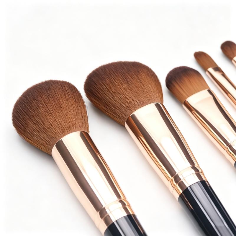 CLEAN WORLD 8Pcs Premium Synthetic Makeup Brush Set, Professional Cosmetic Brushes for Foundation Powder Blush