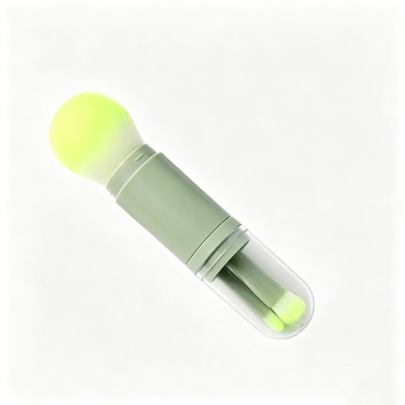 CLEAN WORLD 4-in-1 Mini Travel Makeup Brush Set, Soft Bristle Portable Brushes for Blush, Eyeshadow, Concealer & Lip