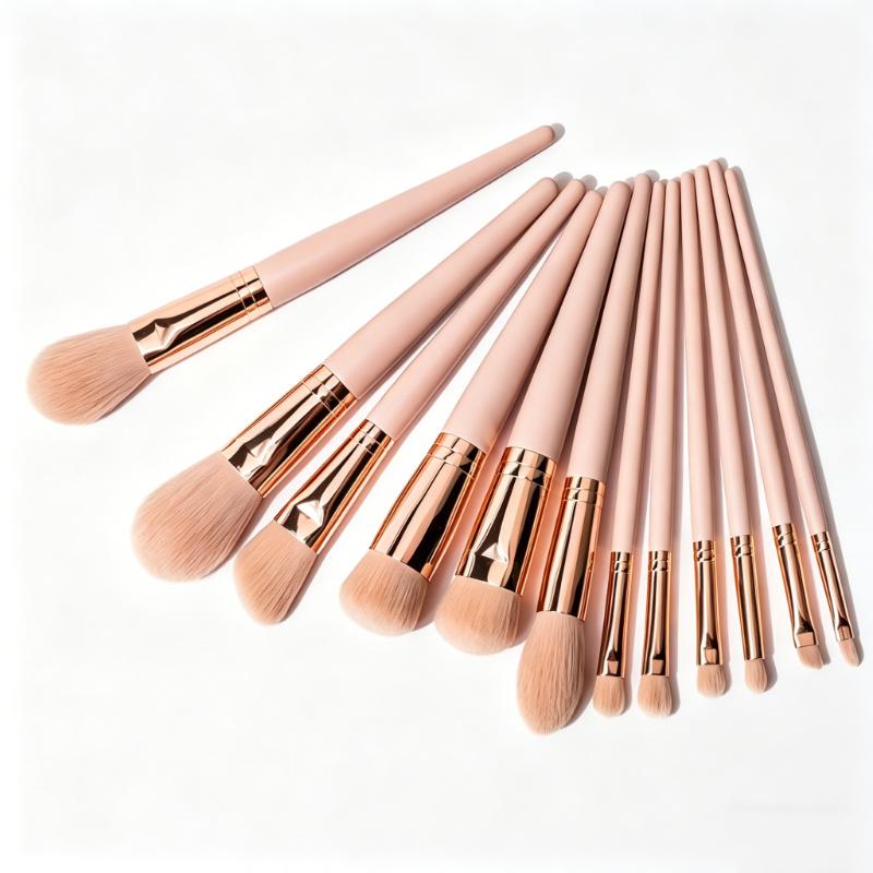 CLEAN WORLD Professional Fluffy Synthetic Makeup Brushes Kit 11Pcs Nude Pink Makeup Brush Set with Gold Ferrule