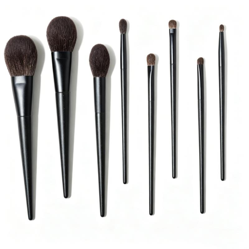 CLEAN WORLD 8 Pcs Goat Hair Mix Synthetic & Pony Hair Makeup Brush Set with Matte Black Handles and PU Bag