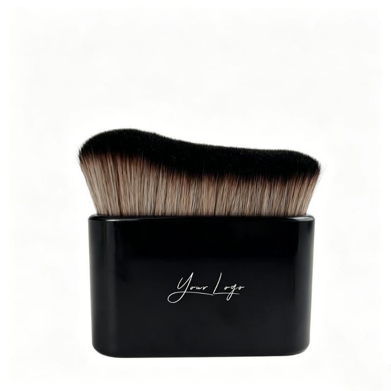 CLEAN WORLD Body Foundation Brush, Large Synthetic Kabuki Brush for Liquid Cream Bronzer, Contour & Self Tanner, Flawless Application Makeup Tool