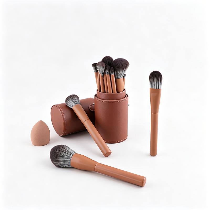 CLEAN WORLD Professional Makeup Brush Set, Premium Synthetic Bristles, Complete Face & Eye Brushes with Storage Options, Ideal for Foundation, Powder, Blush, Eyeshadow, Concealer, Highlighter