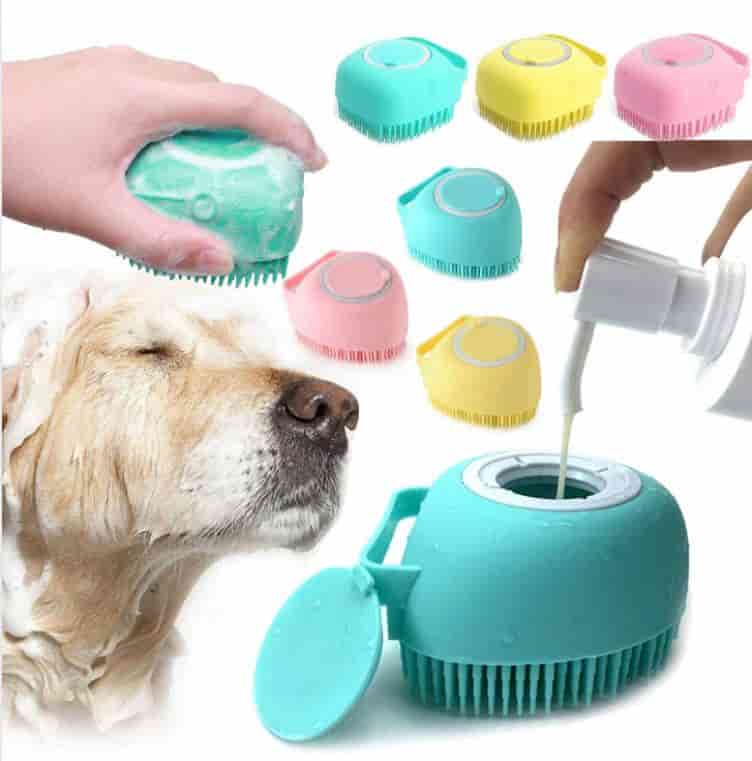 CLEAN WORLD Liquid‑Filled Silicone Pet Bath Massage Brush, Soft Safety Grooming Tool for Dogs & Cats, Heart & Square Shapes Available