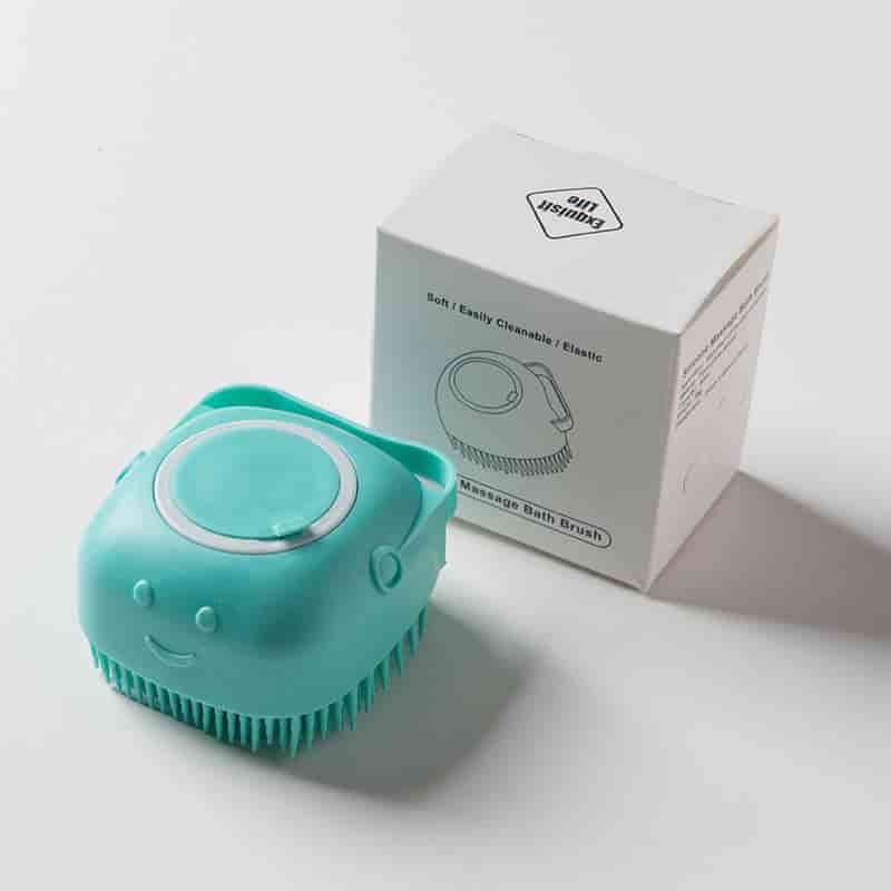 CLEAN WORLD Liquid‑Filled Silicone Pet Bath Massage Brush, Soft Safety Grooming Tool for Dogs & Cats, Heart & Square Shapes Available