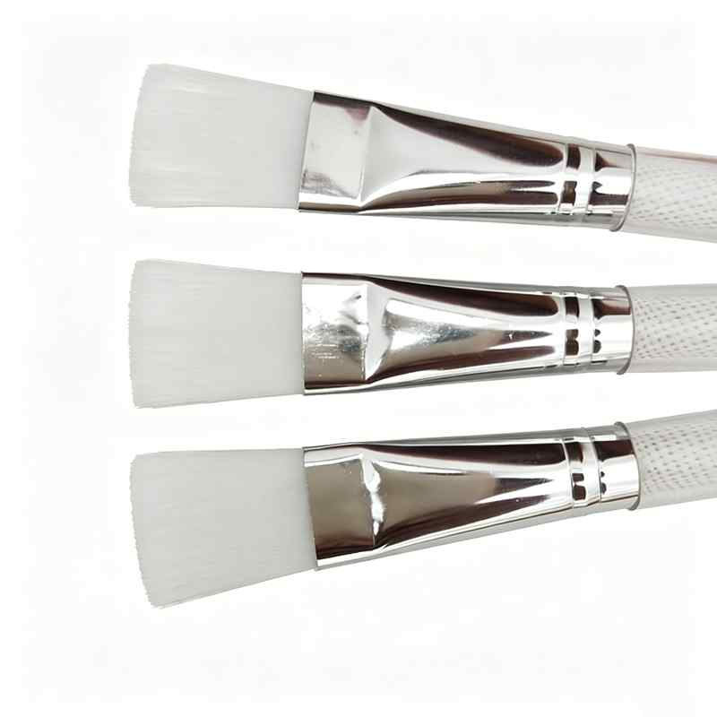 CLEAN WORLD Flat Synthetic Mask Brush, Clear Plastic Handle, Professional Applicator for Facial Clay & Peel-Off Masks
