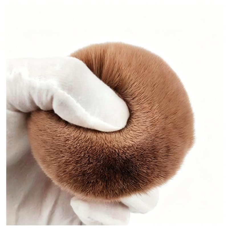 CLEAN WORLD Large Powder Brush, Ultra-Soft Kabuki Makeup Brush for Loose Powder, Blush & Bronzer, Dense Bristles with Ergonomic Handle